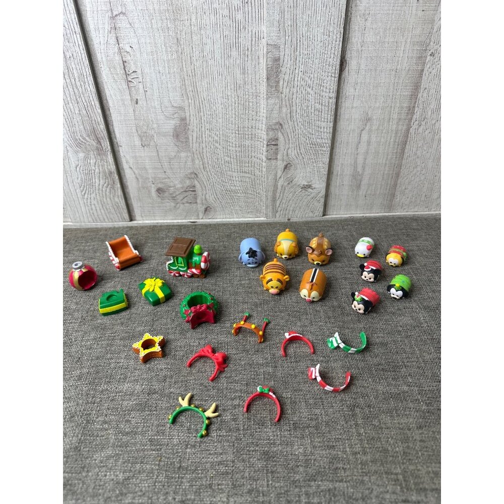 Disney Tsum Tsum Christmas Holiday Mixed Lot Minnie Pluto Tigger Eeyore & More
